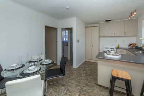 Photo of property in 19 Sturrocks Road, Redwood, Christchurch, 8051