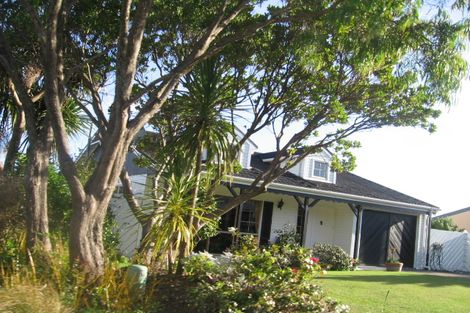 Photo of property in 58 Leeward Drive, Whitby, Porirua, 5024