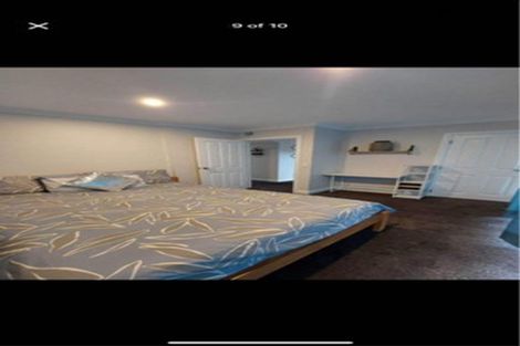 Photo of property in 11 Madeira Close, Whitby, Porirua, 5024