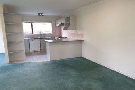 Photo of property in 8 Shah Place, Glen Eden, Auckland, 0602