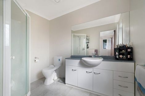 Photo of property in 37a Willerton Avenue, New Lynn, Auckland, 0600