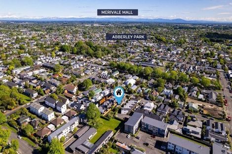 Photo of property in 134 Holly Road, St Albans, Christchurch, 8014