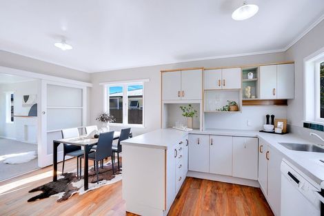 Photo of property in 48 Cameron Road, Hamilton East, Hamilton, 3216
