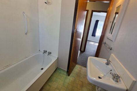 Photo of property in 4/64 Gibbons Street, Ebdentown, Upper Hutt, 5018