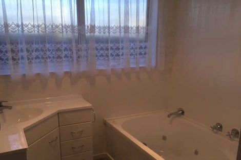 Photo of property in 197 Maidstone Road, Avonhead, Christchurch, 8042