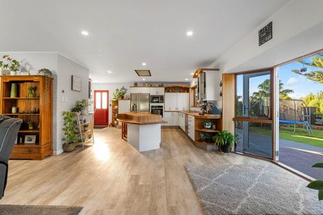 Photo of property in 20 Patterson Road, Hurworth, New Plymouth, 4371