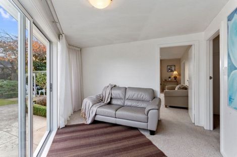 Photo of property in 2 Hudson Street, Bryndwr, Christchurch, 8053