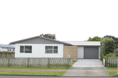 Photo of property in 20 Ellesmere Avenue, Bell Block, New Plymouth, 4312