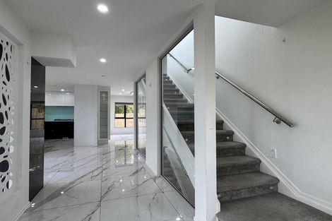Photo of property in 276a Sturges Road, Henderson, Auckland, 0612