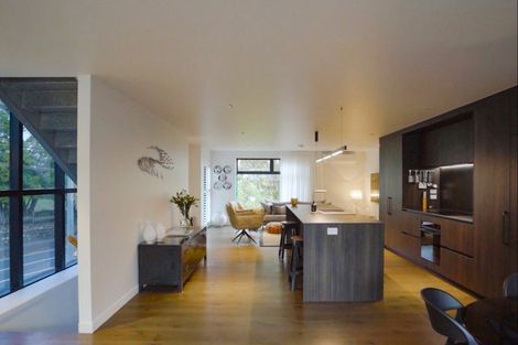 Photo of property in 1/279 Lake Road, Belmont, Auckland, 0622