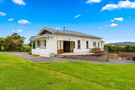 Photo of property in 218 Annandale Road, Kumeu, 0782