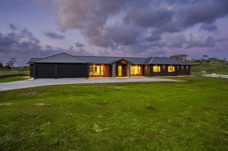 Photo of property in 1 Piwari Lane, Taupaki, 0782
