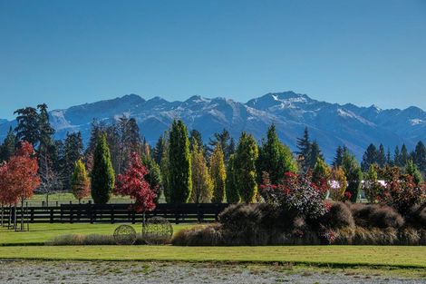 Photo of property in 14 Little Orchard Way, Wanaka, 9382