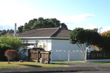 Photo of property in 4 Dolan Place, New Lynn, Auckland, 0600