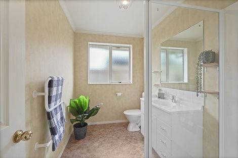 Photo of property in 1 Kirk Close, Rototuna, Hamilton, 3210