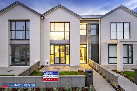 Photo of property in 6 Rere Close, Takanini, 2112