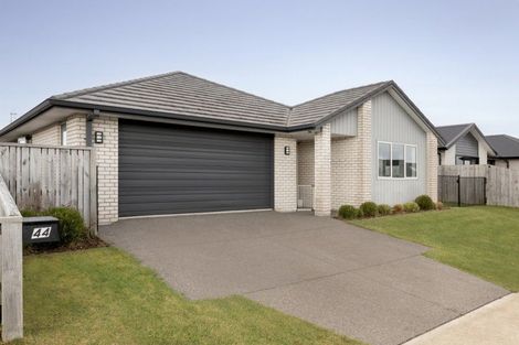 Photo of property in 44 Te Wharo Drive, Papamoa, 3118