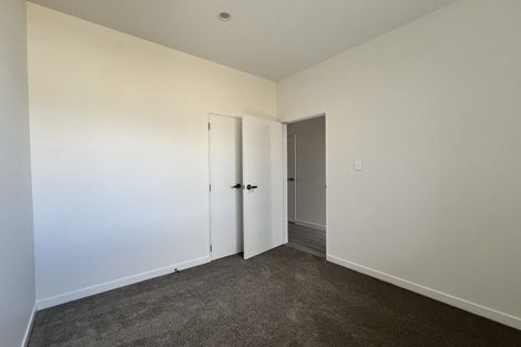 Photo of property in 28 Neretva Avenue, Massey, 0614