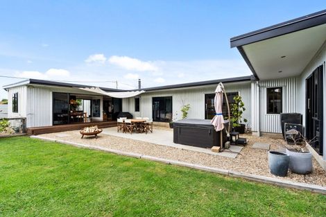 Photo of property in 1 Grey Street, Bay View, Napier, 4104