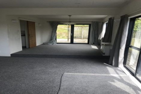 Photo of property in 17 Shastri Terrace, Khandallah, Wellington, 6035