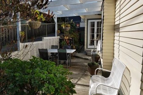 Photo of property in 53a Alexandra Road, Hataitai, Wellington, 6021