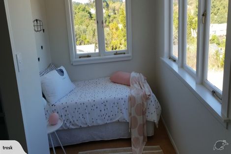 Photo of property in 11 Trosk Place, Waiuku, 2123