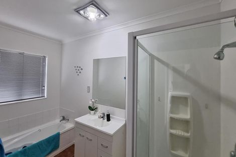 Photo of property in 12 Highbury Place, Nawton, Hamilton, 3200