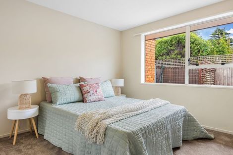 Photo of property in 118 Aorangi Road, Bryndwr, Christchurch, 8053