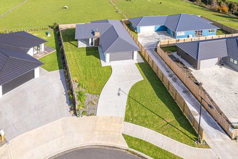 Photo of property in 30 Oldfield Lane, Marton, 4710