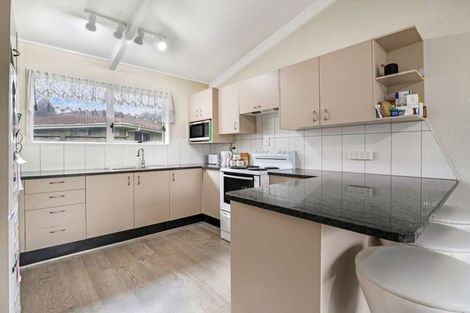 Photo of property in 23 Tania Crescent, Western Heights, Rotorua, 3015