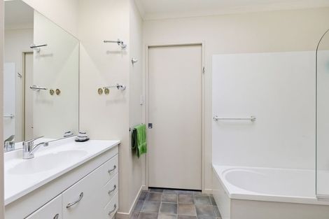 Photo of property in 2/41 Manchester Way, Judea, Tauranga, 3110