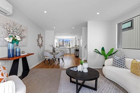 Photo of property in 10 Hinonga Loop, Silverdale, 0932