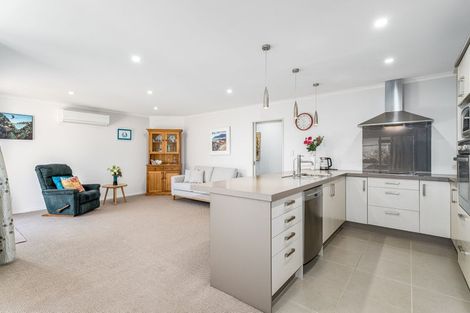 Photo of property in 19 Tongariro Drive, Aotea, Porirua, 5024