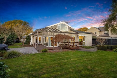 Photo of property in 36 Tui Street, Fendalton, Christchurch, 8041