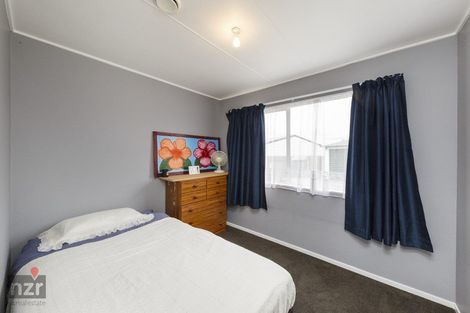 Photo of property in 26 Cumberland Place, Kelvin Grove, Palmerston North, 4414