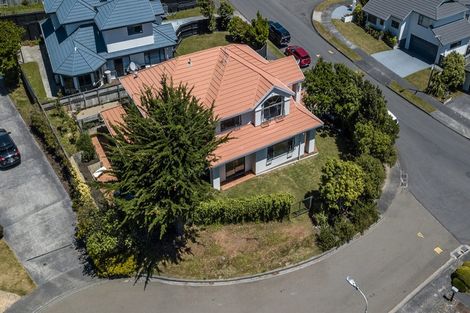 Photo of property in 2 Ridley Green, Churton Park, Wellington, 6037