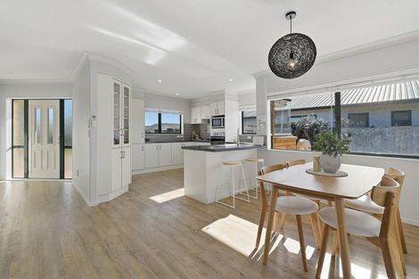 Photo of property in 54 Mahonia Place, Pyes Pa, Tauranga, 3112