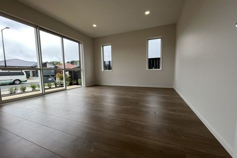 Photo of property in 20 Babina Avenue, Kumeu, 0810