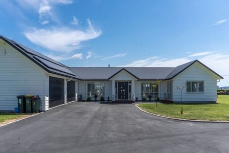 Photo of property in 1662 State Highway 2, Pongakawa, Te Puke, 3186