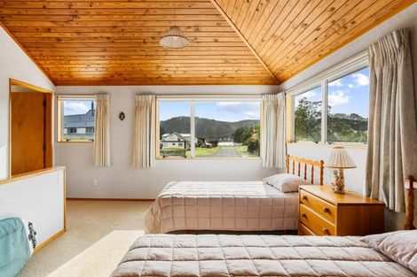 Photo of property in 104 Moana Anu Anu Avenue, Whangamata, 3620