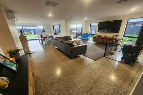 Photo of property in 13 Caracara Place, Rolleston, 7615