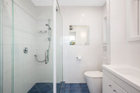 Photo of property in 13 Fleetwood Grove, Waikanae, 5036