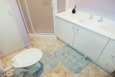 Photo of property in 12 Roore Street, Foxton Beach, Foxton, 4815