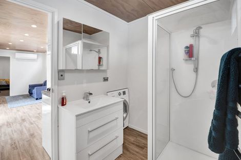 Photo of property in 44 Oberon Street, Stratford, 4332