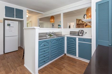 Photo of property in 307 Hetherington Road, Whangamata, 3620