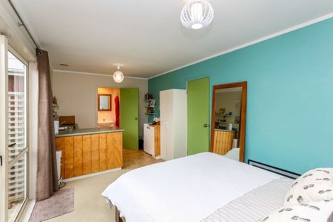 Photo of property in 19 Cumming Street, Okato, 4335