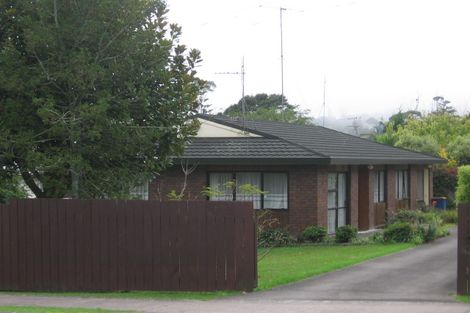 Photo of property in 3 Kaurilands Road, Titirangi, Auckland, 0604