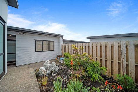 Photo of property in 7 Kapuarangi Lane, Papakura, 2110