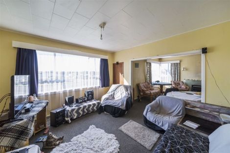 Photo of property in 34 Stafford Street, Patea, 4520