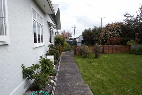 Photo of property in 13 Ross Street, Marton, 4710